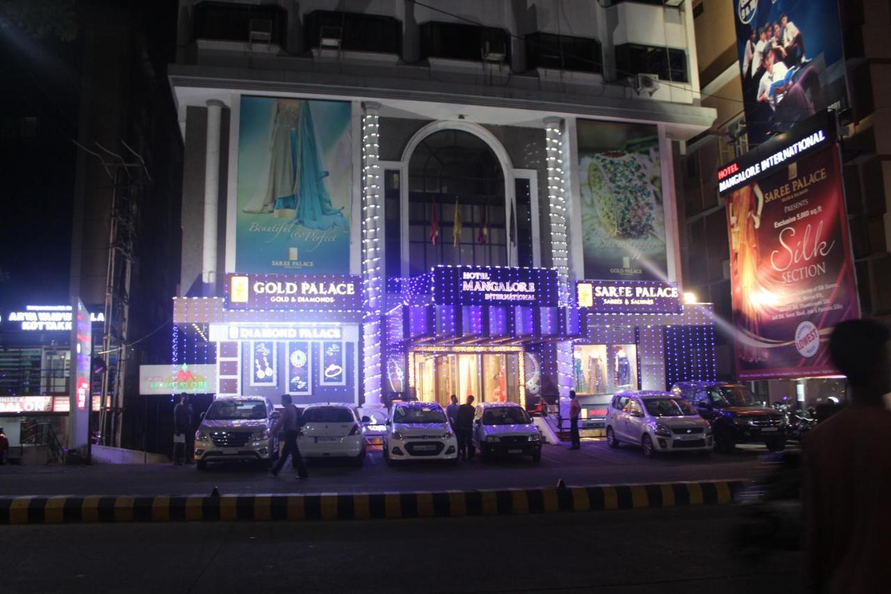 Hotel Mangalore International Esterno foto