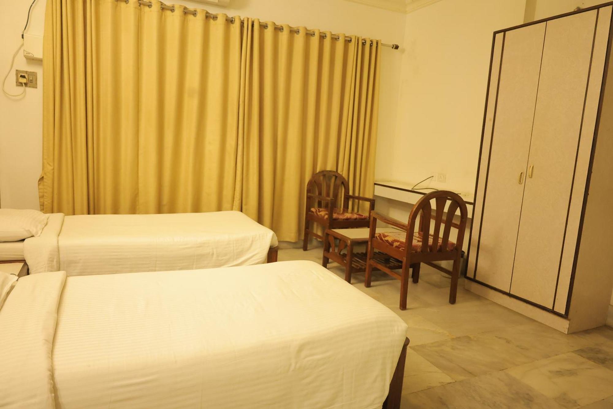 Hotel Mangalore International Esterno foto