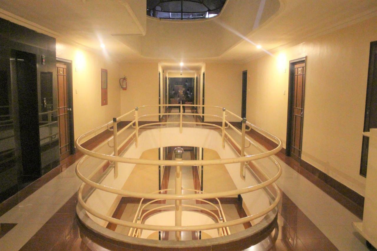 Hotel Mangalore International Esterno foto
