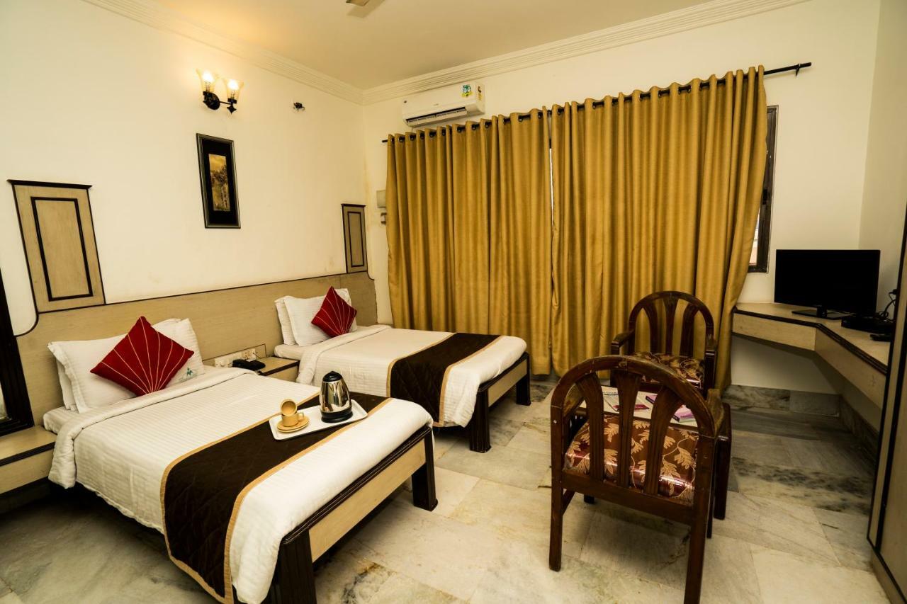 Hotel Mangalore International Esterno foto