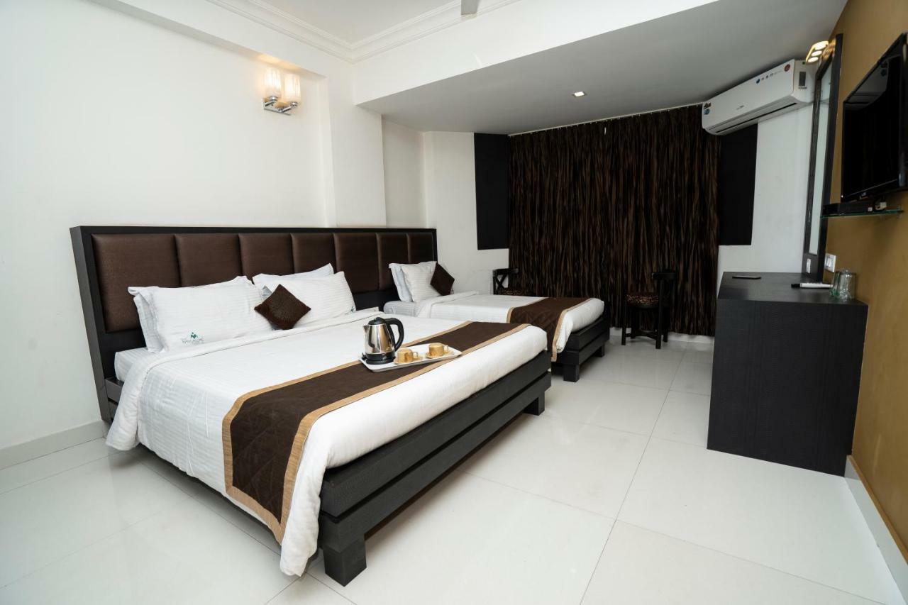 Hotel Mangalore International Esterno foto